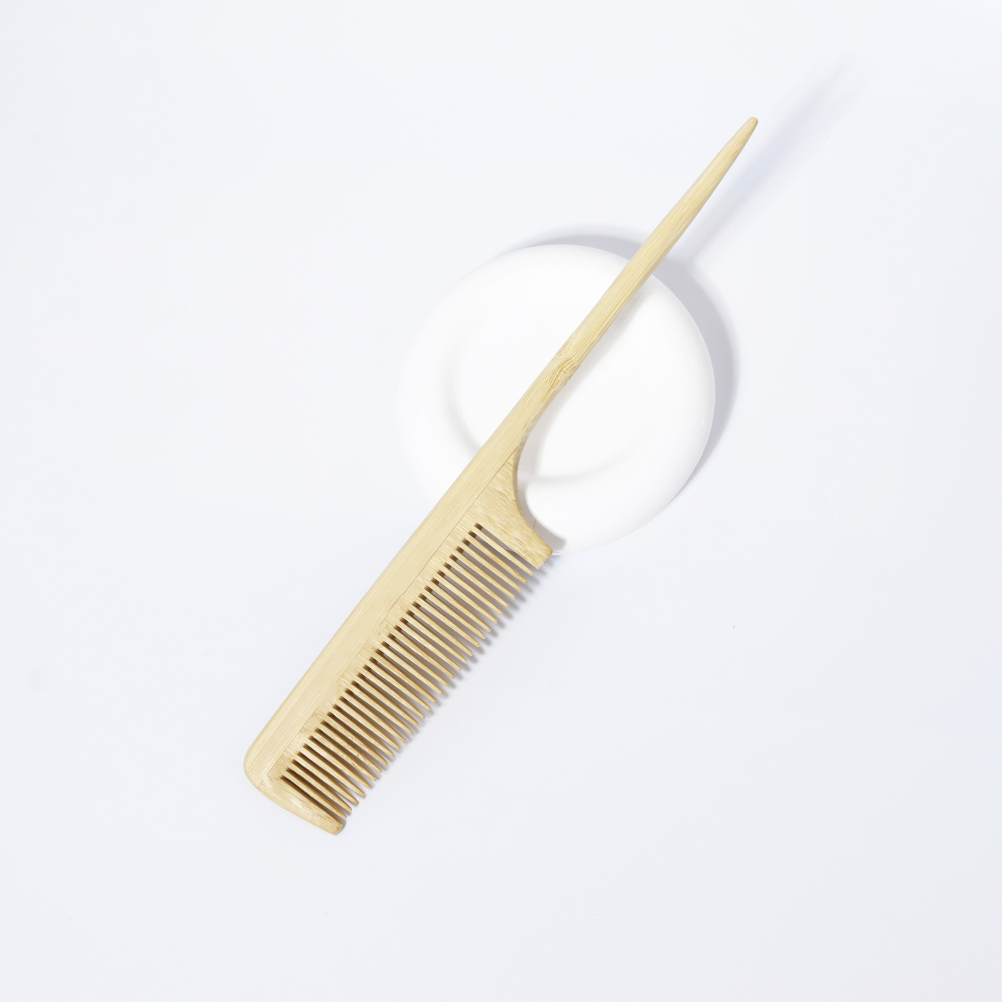 Wooden pointed tail comb,fine  - đánh giá và giá Hair Care Ordinary